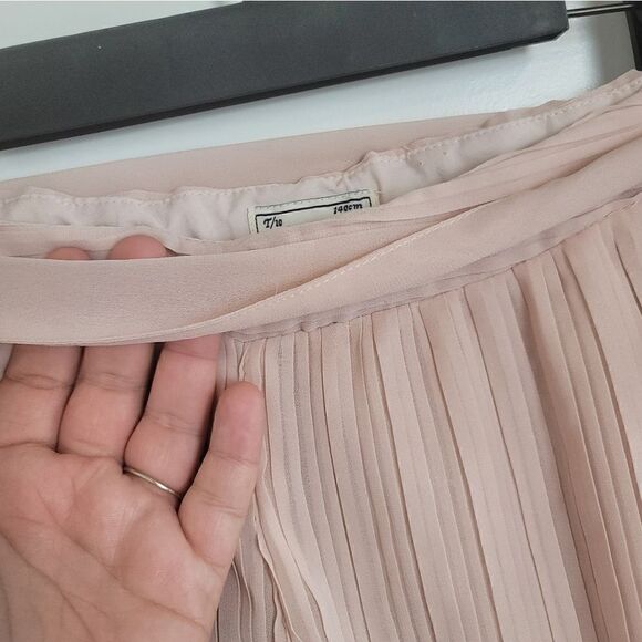 MAYORAL GIRL Pleated Shorts - Picture 3 of 9